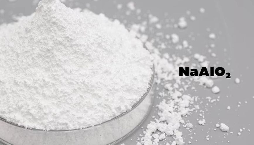 NaAlO2 với tính chất hóa lý đặc trưng được ứng dụng trong nhiều lĩnh vực