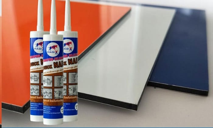 Keo dán giúp liên kết chắc chắn giữa tấm nhôm với các vật liệu khác