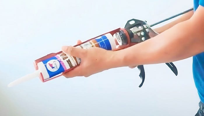 Nên chọn loại keo thân thiện môi trường