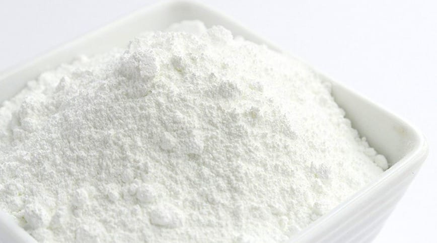 Kẽm oxit có tính khử nhẹ, có thể tham gia vào phương trình phản ứng oxy hóa khử