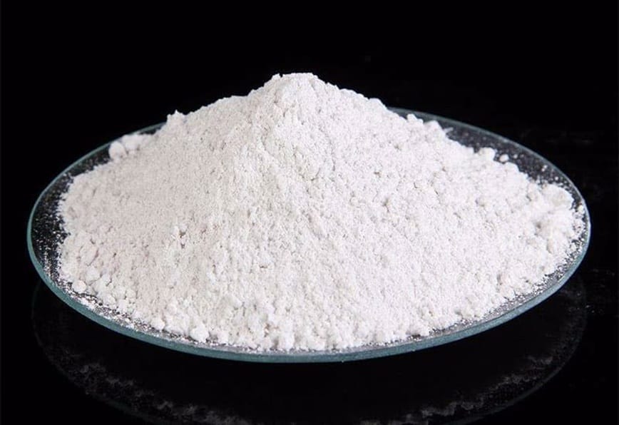 Tác dụng với CO2 và ứng dụng giảm thiểu hiệu ứng nhà kính