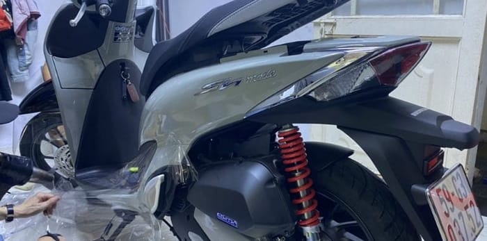 Nếu thao tác đúng cách, sau lột keo dán xe bị chết sẽ không ảnh hưởng đến lớp sơn xe