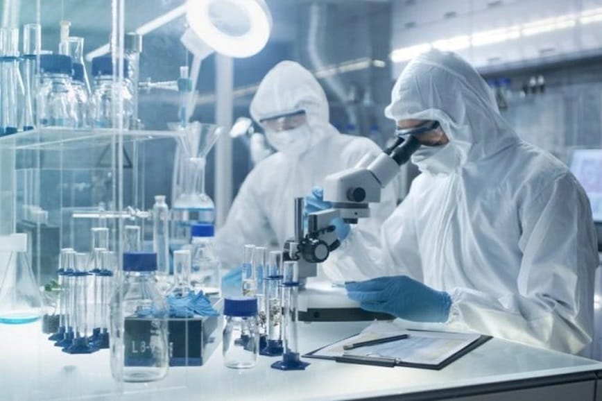Cẩn trọng khi tiếp xúc với Natri superoxit