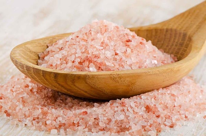 Trong hóa học, muối là hợp chất phức tạp, có tổng điện tích trung hòa