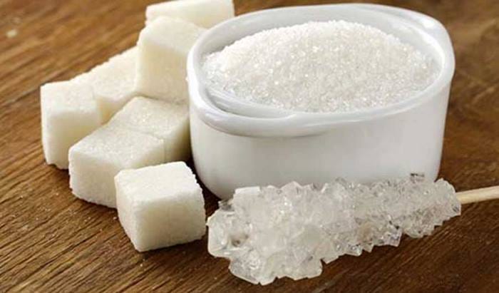 Phèn chua thường được sử dụng để làm trong nước, khử mùi, diệt khuẩn
