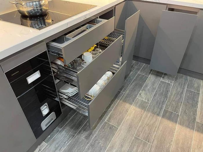 Rất nhiều đồ dùng trong gia đình được làm từ vật liệu sắt