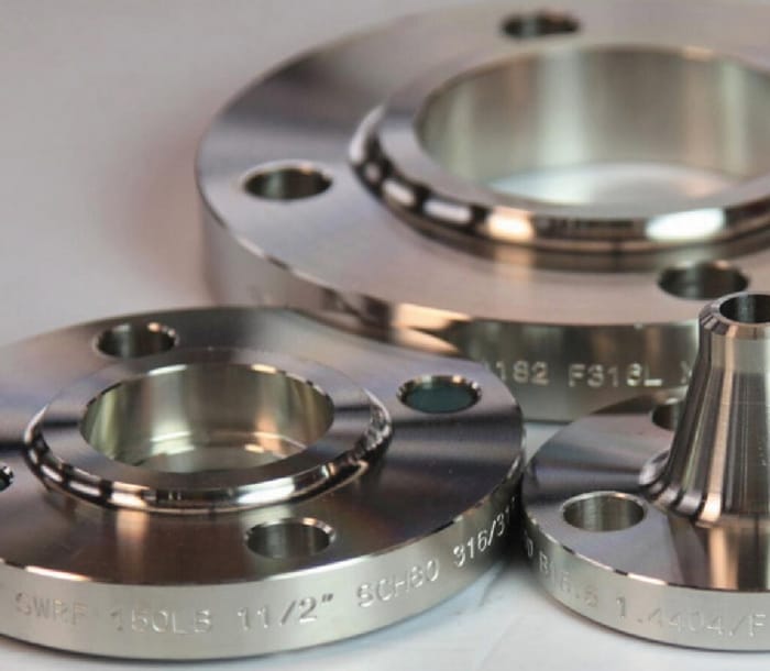 Inox 304 có tính dẻo nên dễ gia công, uốn cong, ép hình,... để ứng dụng linh hoạt cho nhiều sản phẩm khác nhau