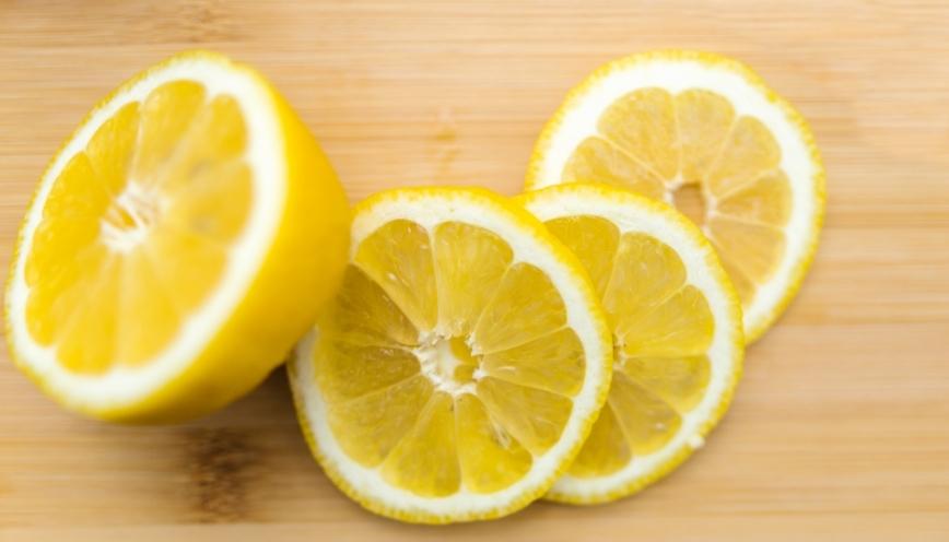 Tính chất hóa học đặc trưng của axit