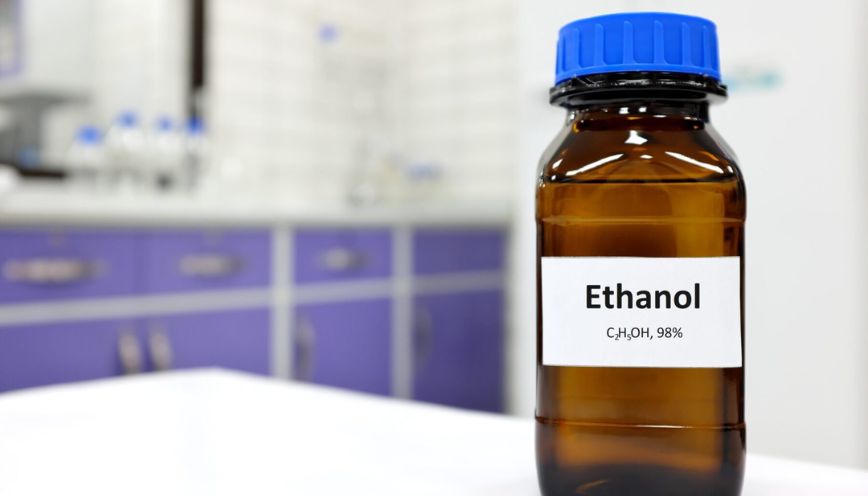 Ethanol là gì? Tính chất, ứng dụng thực tế và cách sử dụng