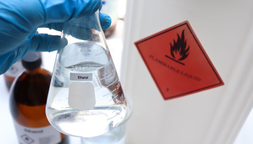 Ethanol có tác dụng gì? Những ứng dụng phổ biến